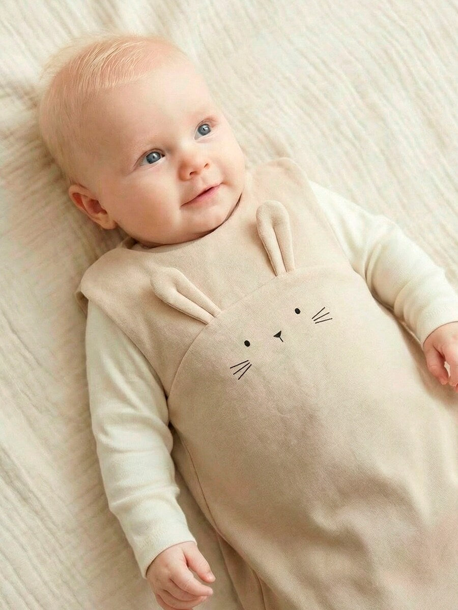Sovepose baby sommer jersey kaninmotiv TOG 1 glidelåsdetalj