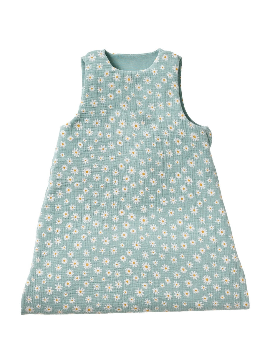 Nærbilde av stoffet på sovepose baby sommer musselin blomstermotiv TOG 1