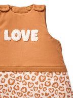 Montert sovepose for baby LOVELY LEO med avtakbare ermer