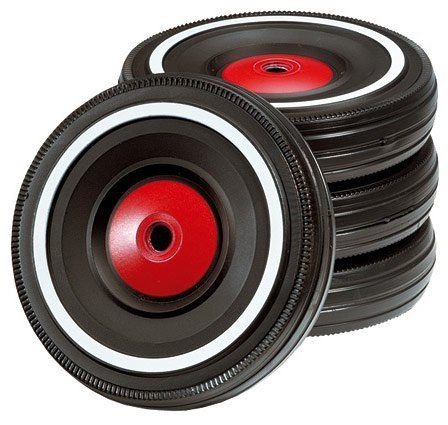 Oversikt over Sparkebil Bobby Car Classic rød i lek
