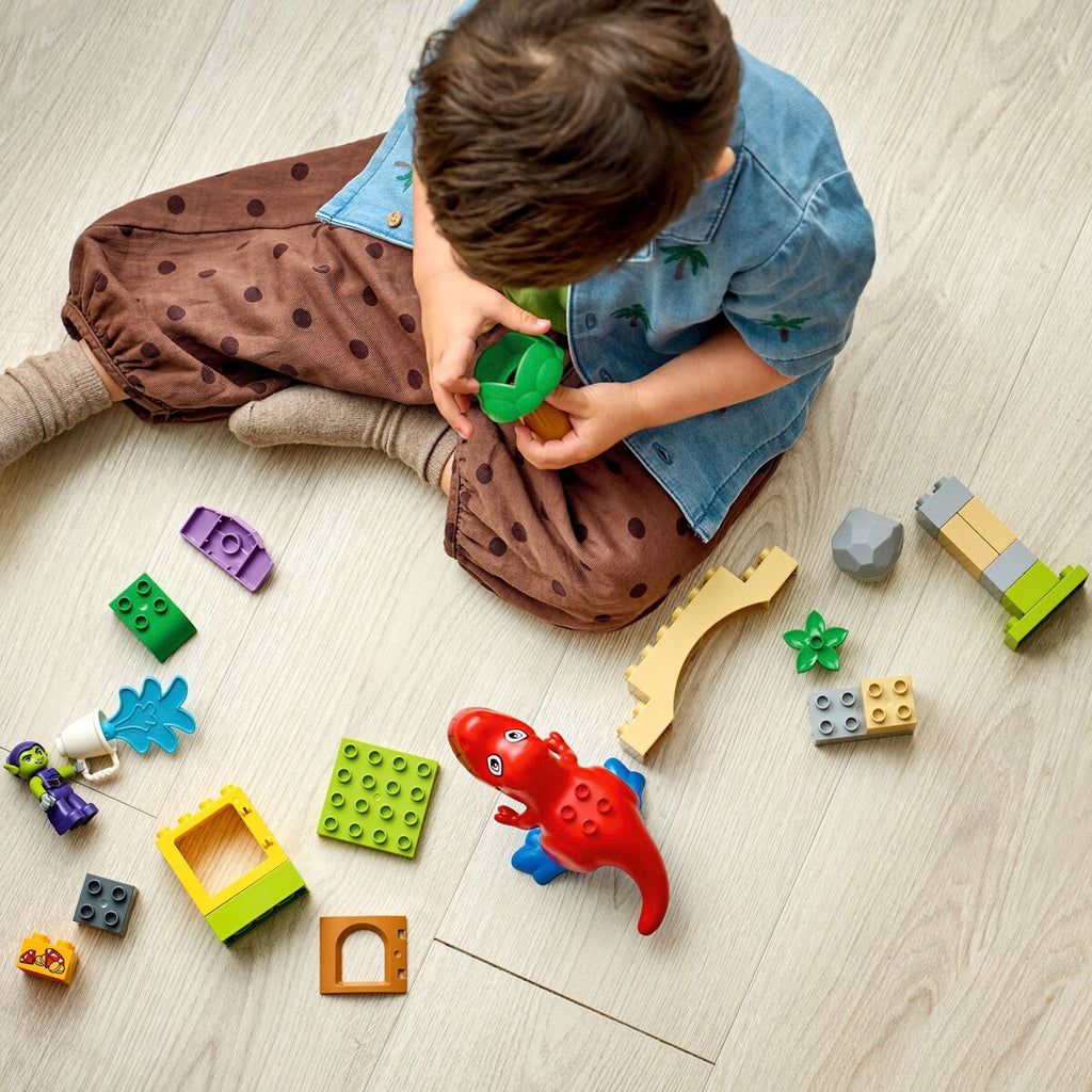 Detalj av Spidey-Rex med bevegelig hale i LEGO® DUPLO® sett