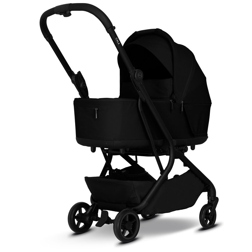 Sideprofil av Sportsvogn LIYO cabin size IATA-godkjent Pure Black med panoramavindu