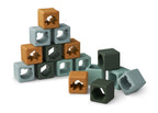 Stableleker i silikon 16 stk 4x4 cm Green multi mix forfra