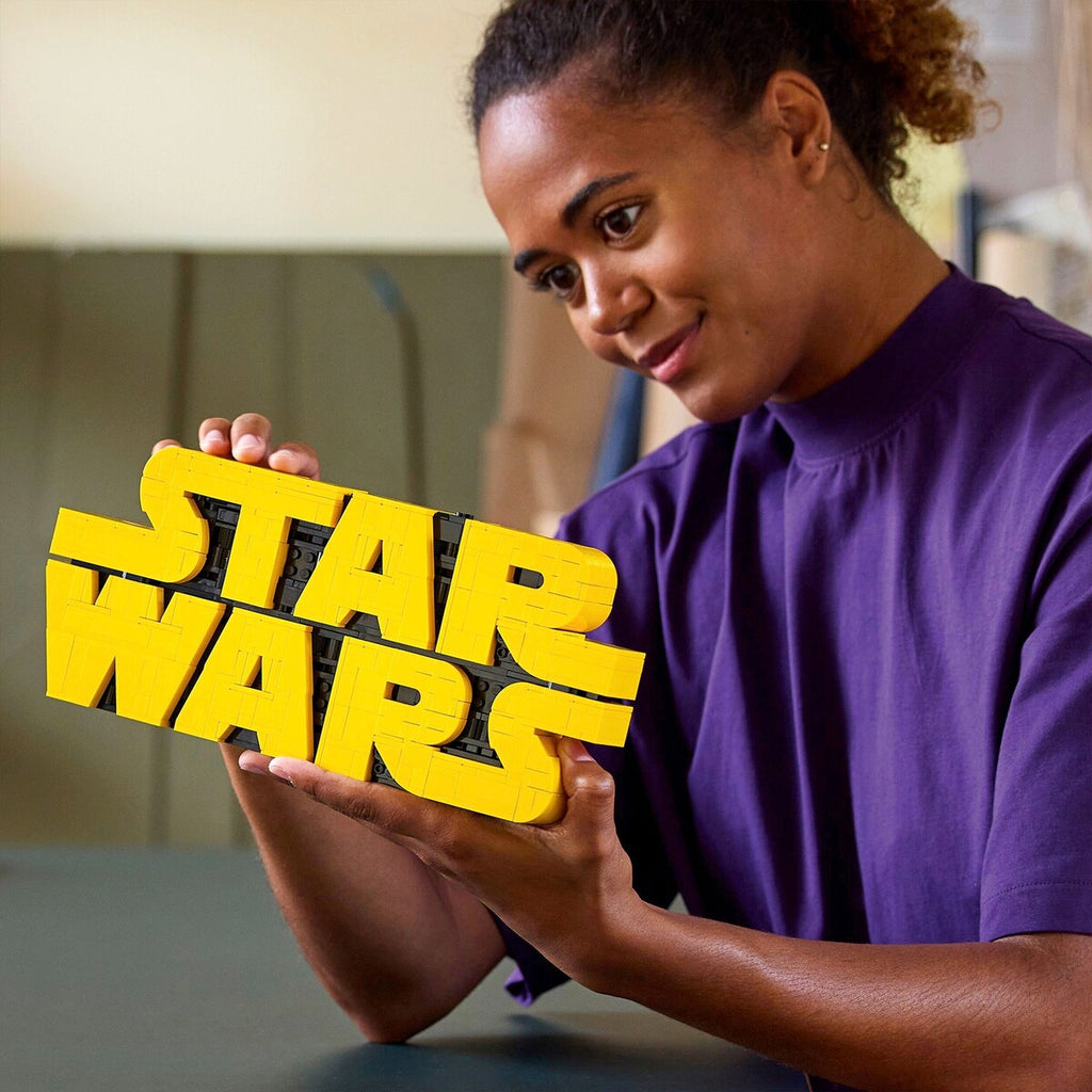 Star Wars™ logo 75407 i klosser montert på flate