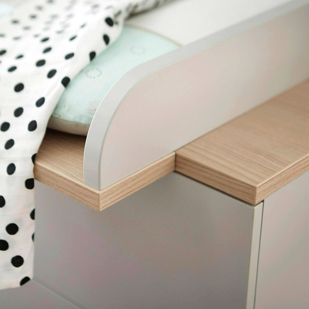 Montert stellebordstopp for kommode Fiene 110x79 cm