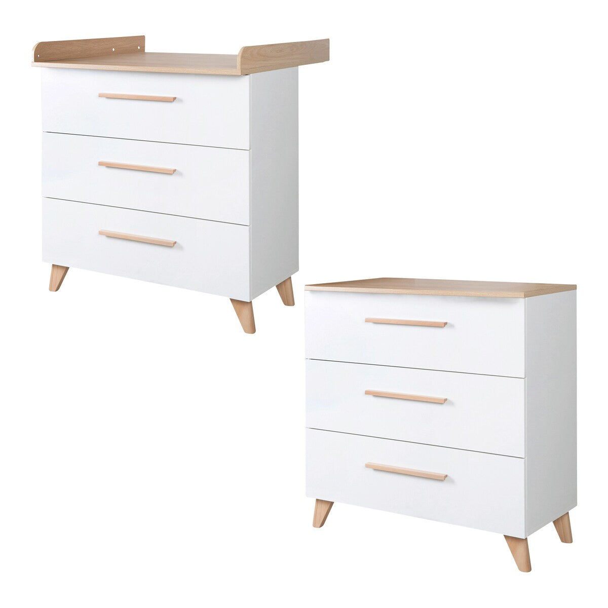 Detalj av håndtak på Stellekommode Leon hvit/eik med 3 skuffer