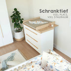 Montert Stellekommode Lumo bred med avtakbar stelleplate i barnerom