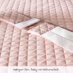 Montert stellematte med holdebelte 75 x 85 cm Lily rosa på stellebord