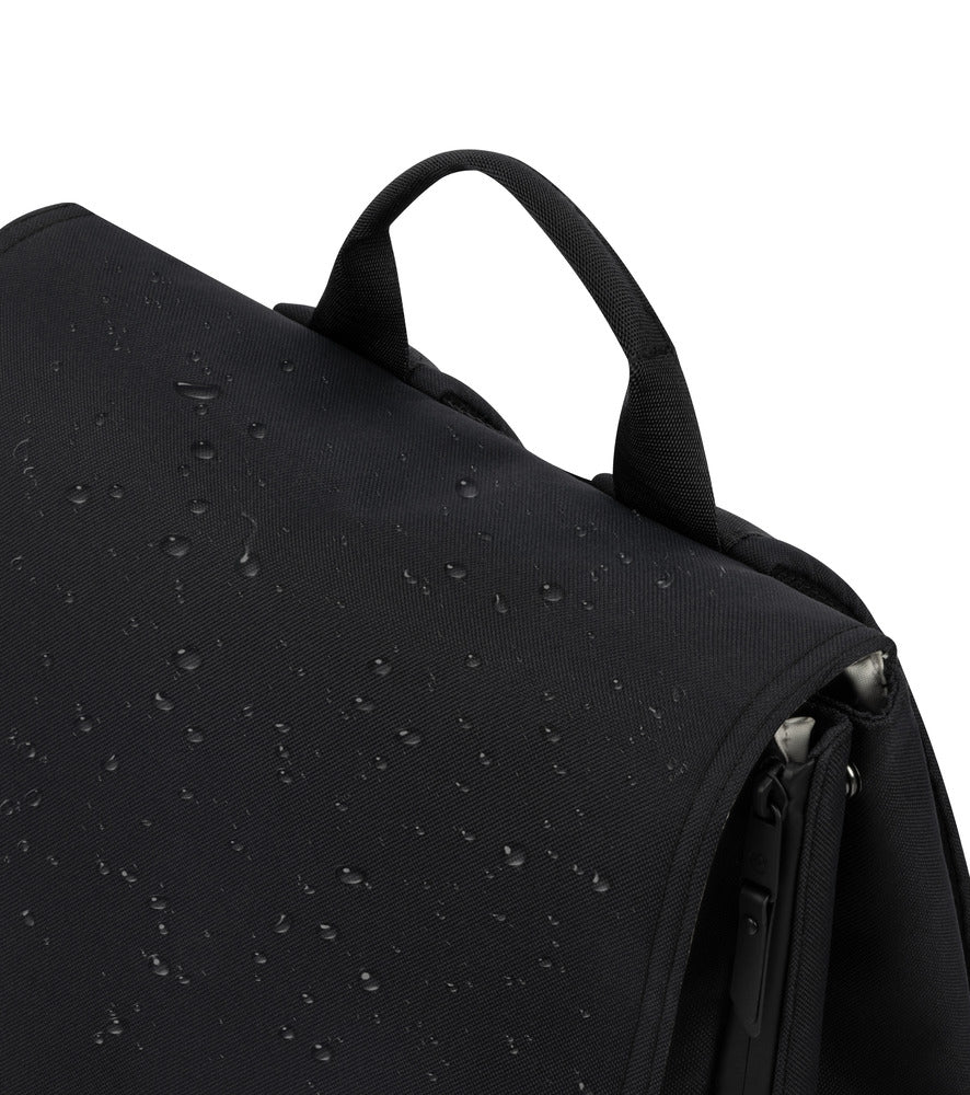 Stelleryggsekk Ink Black vannavvisende 19,5 l med åpen lomme