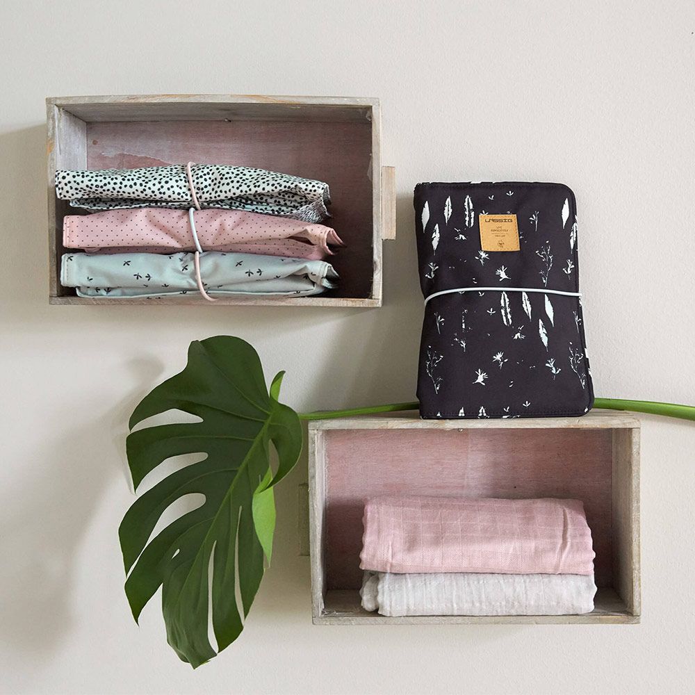 Nærbilde av glidelåslomme i Casual Changing Pouch