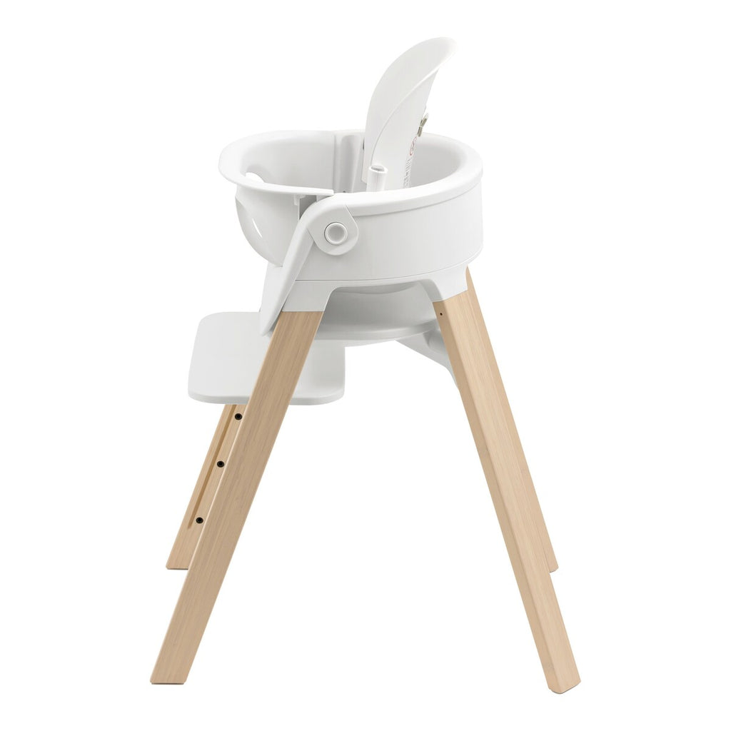 Detalj av Steps barnestol med babysett i bambus