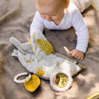 Stoffbok Australia med rangle, speil og knitrepapir bakside