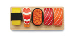 Detalj av sushi biter i Sushi lekesett i gummibaumtre 19,5 x 8,5 cm