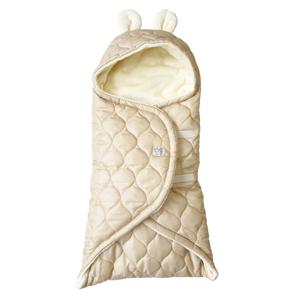 Svøpeteppe Recy Small i resirkulert polyester Light Brown - barn i bruk