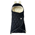 Svøpeteppe Recy Small i resirkulert polyester Black Cream - forfra