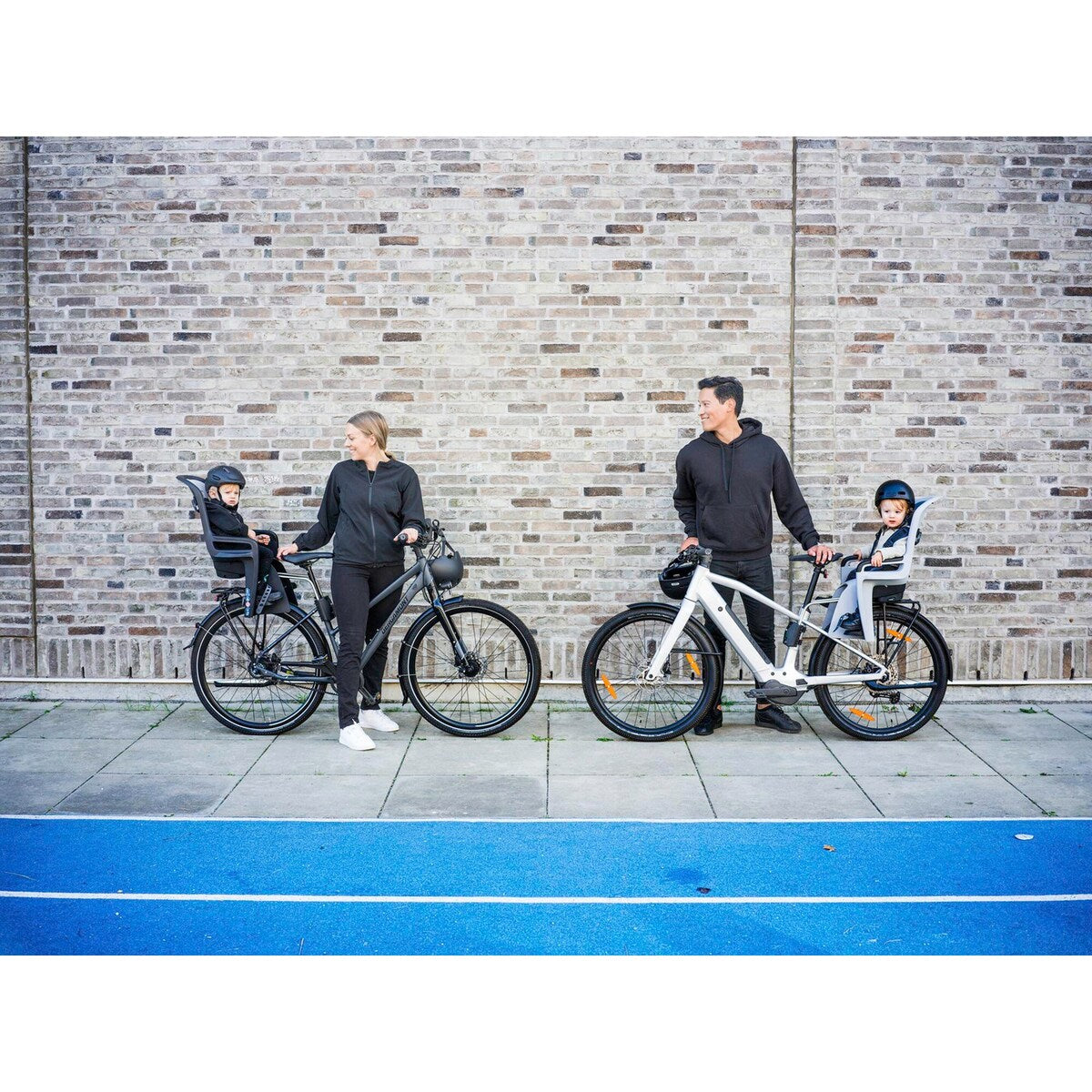 Sykkelsete RideAlong 2 med justerbart ryggstø, fra 9 mnd - Thule