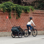 Innsiden av Sykkeltilhenger Chariot Cab2 for 2 barn med seter
