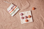 Detaljbilde av Tic Tac Toe brettspill i tre 17 x 17 cm