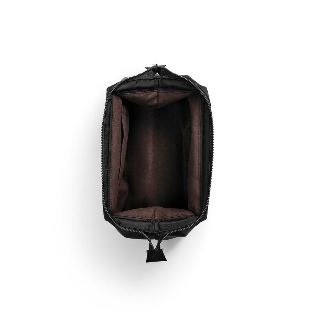 Toalettmappe Zip&Go Black 13x16x22,5 cm polyester detalj av glidelås