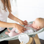 Justerbar babyinnsats på Trappehøystol Born Up 2-i-1 sett Frosty Green