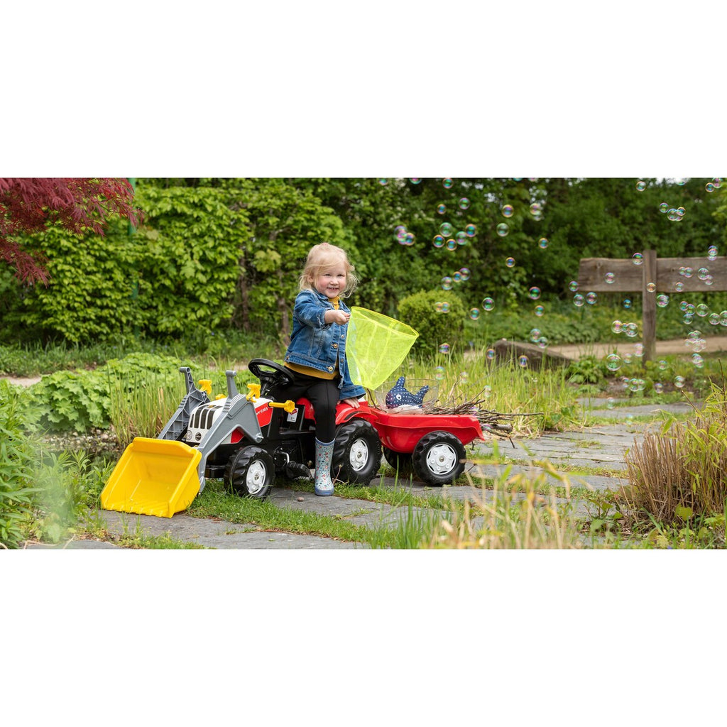 Detalj av frontlaster på Tråtraktor rollyKid Steyr 6165 CVT