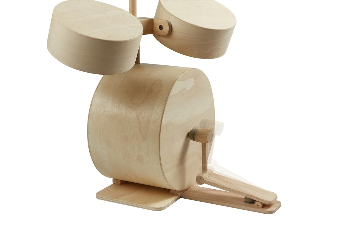 Trommesett i tre for barn 45x54x71 cm PlanToys montert
