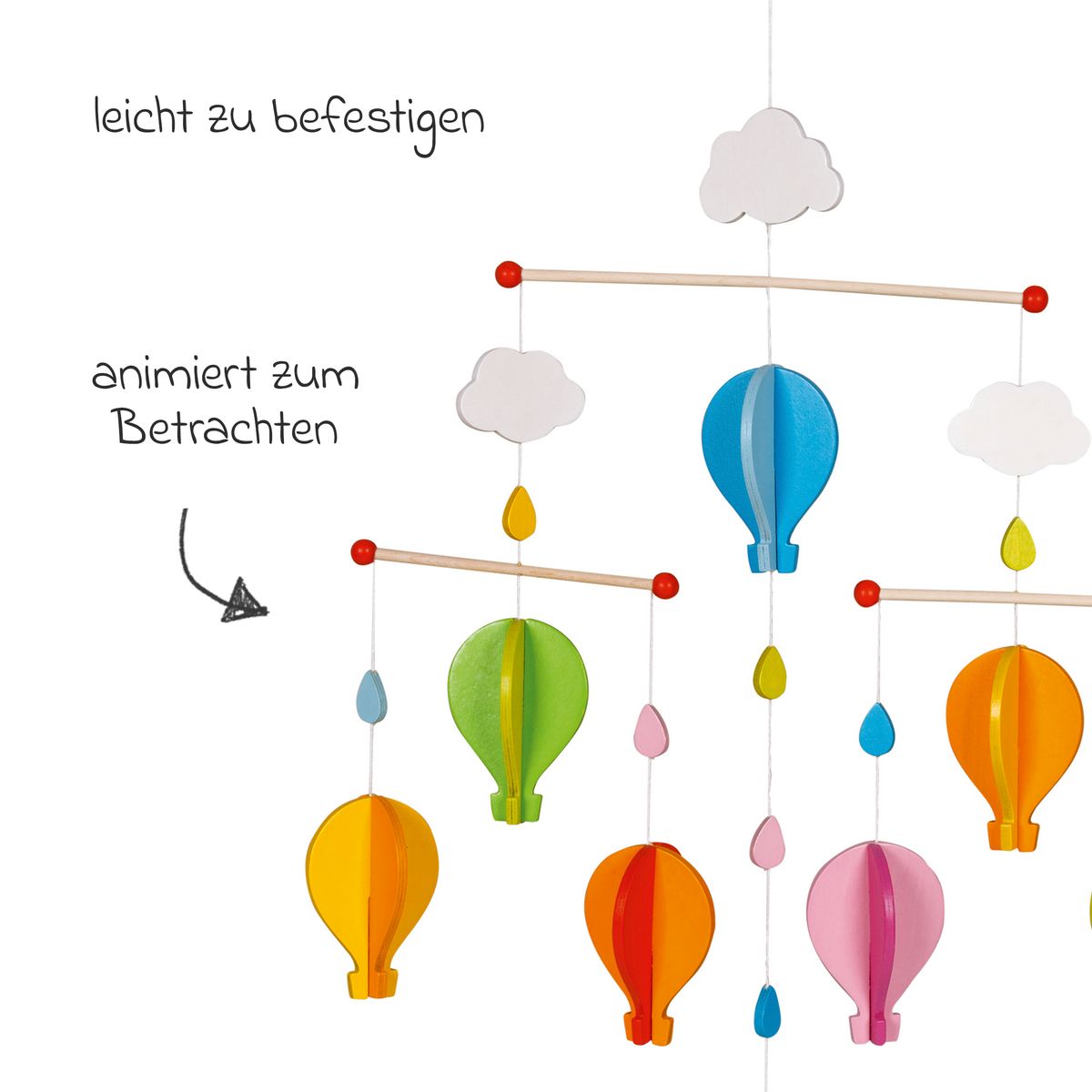 Bakside av uro i tre med luftballonger til babyseng fra fødsel - Goki