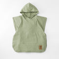 UV-poncho UPF 50+ økologisk bomull 3-5 år Olive Green Cloby forfra
