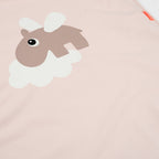 Vannavvisende barneforkle Happy Clouds pudderrosa bakside