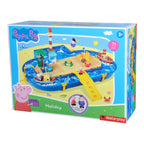 Vannbane Peppa Holiday med 3 figurer og 2 båter komplett sett