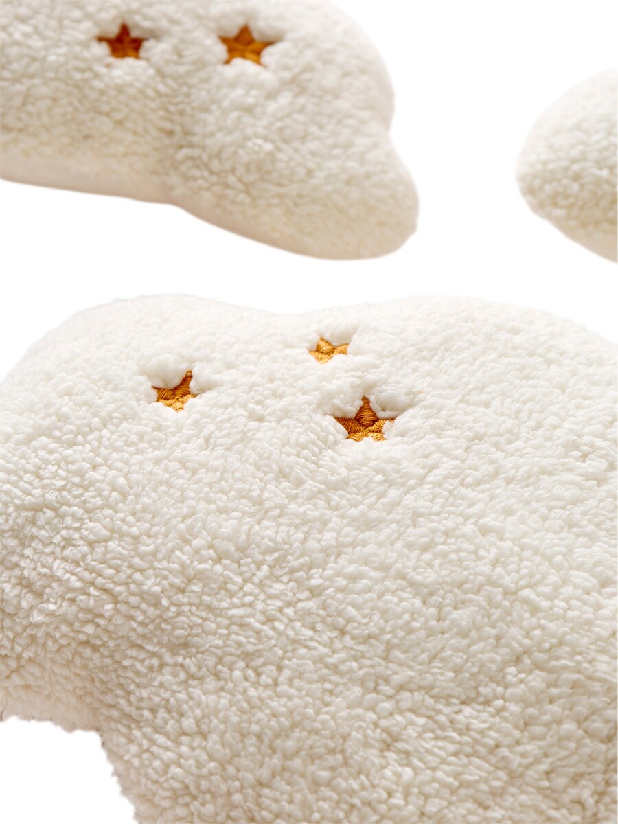 Veggdekor skyer i teddyfleece 3-pk i barneromsmiljø