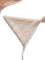 Vimpelrekke i teddyfleece 2,52 m polyester beige nærbilde av materiale