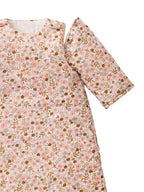 Nærbilde av stoffet på vintersovepose for baby med avtagbare ermer FLORA TOG