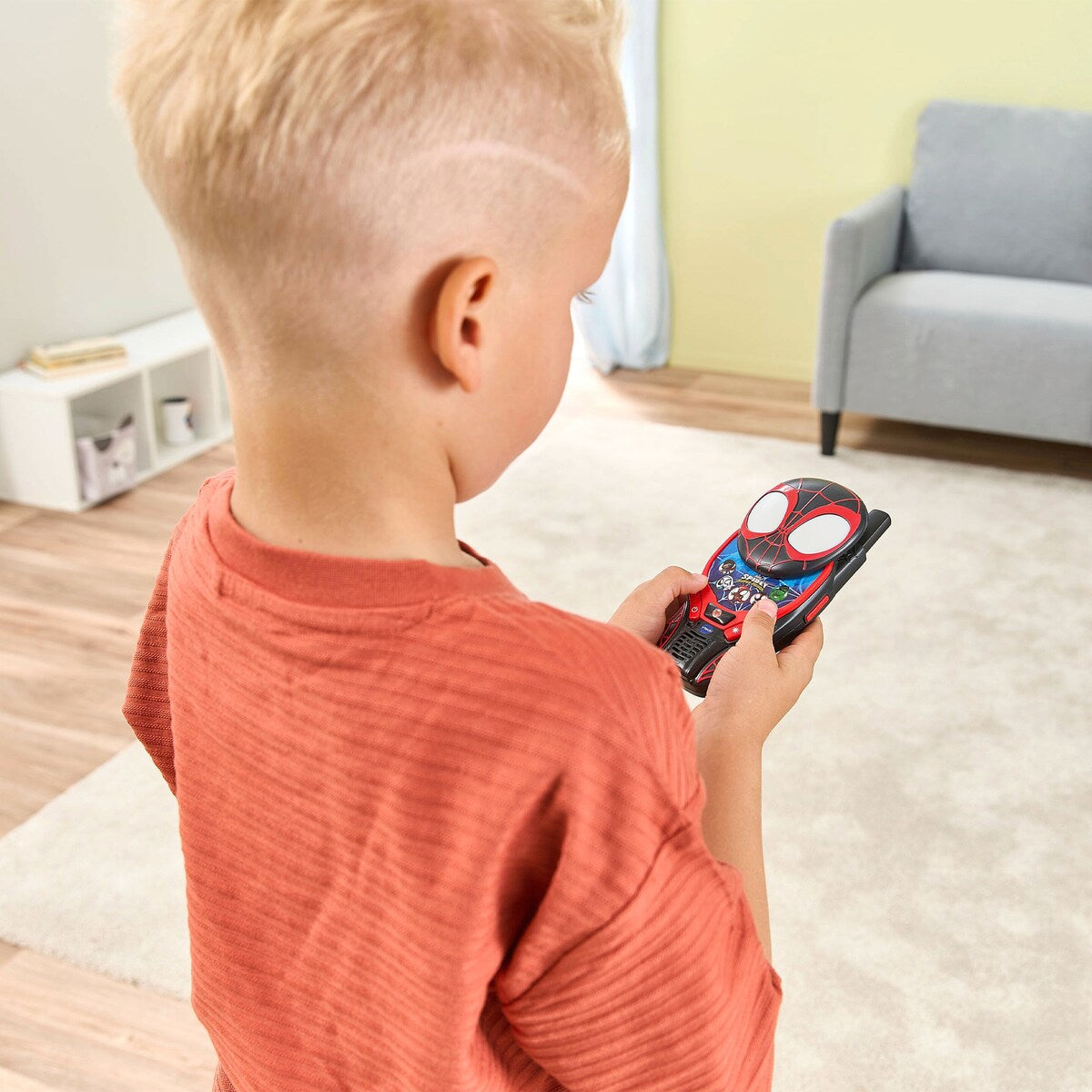 Walkie-talkies Spidey og hans supervenner montert og klar til bruk